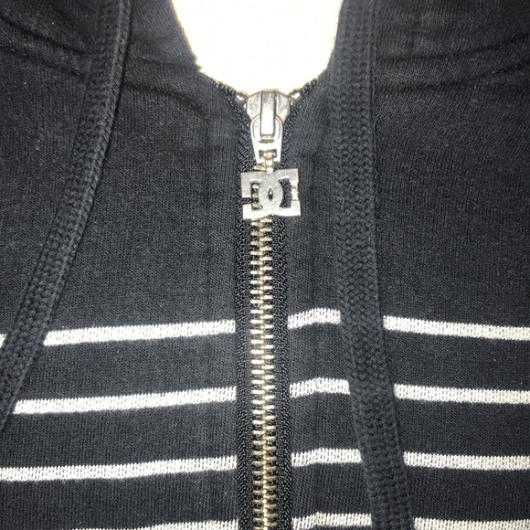 baggy dc zipup - Picture 2 of 5